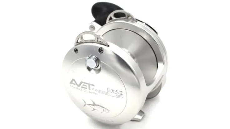 AVET HX 2 Speed Lever Drag Reels